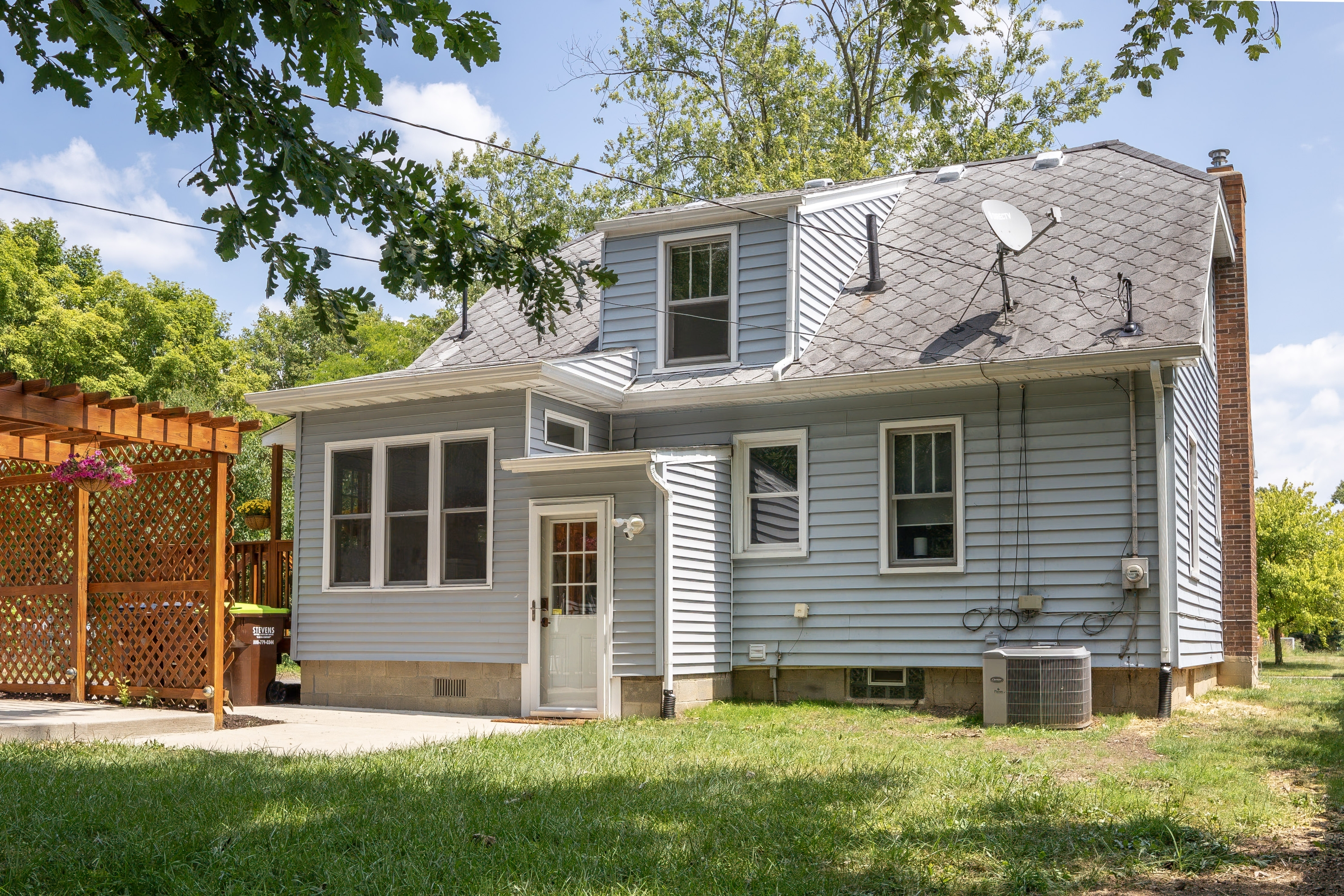 Property thumbnail image